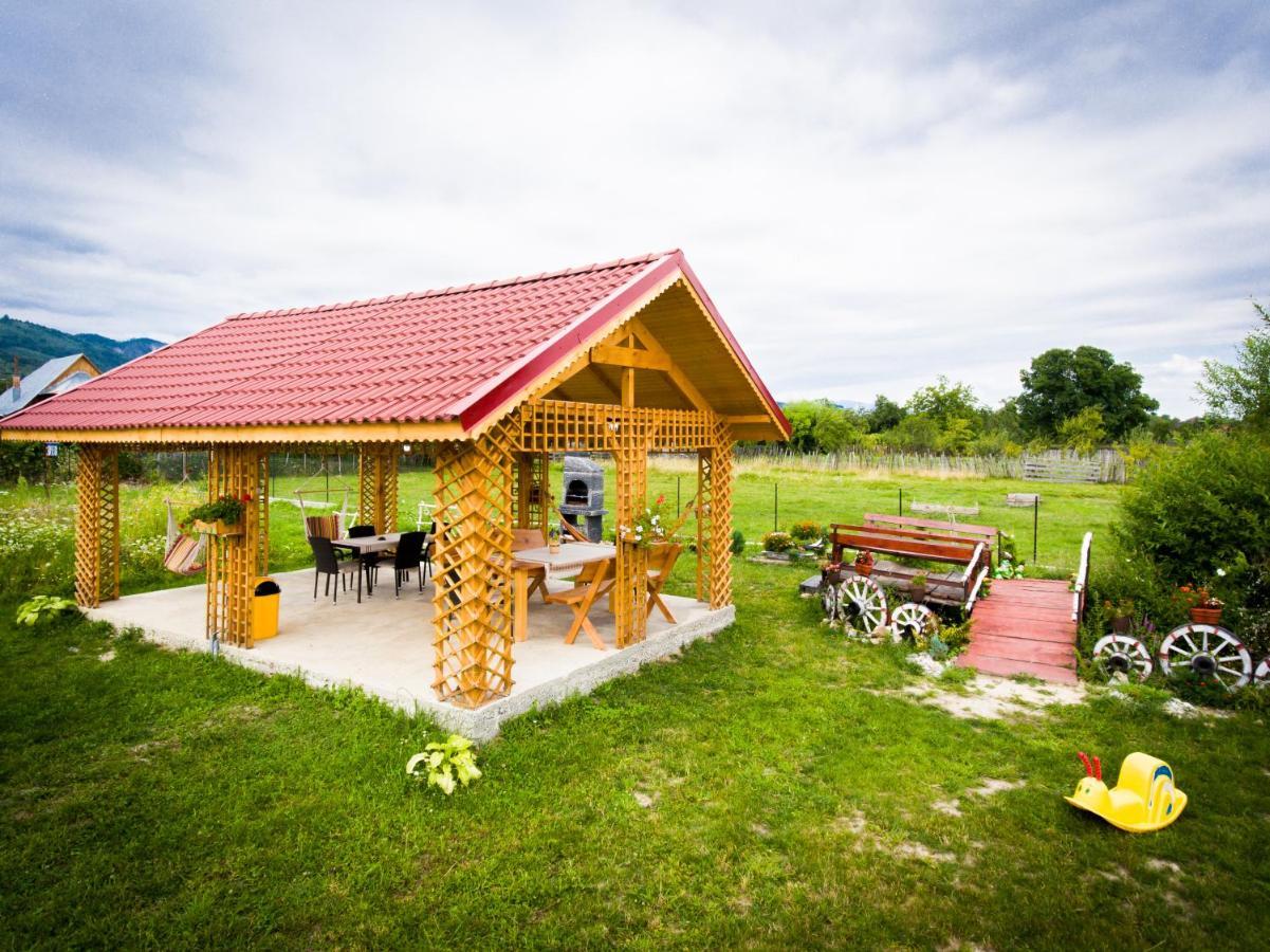 Casa De Vacanta Marya Baia de Fier Eksteriør bilde
