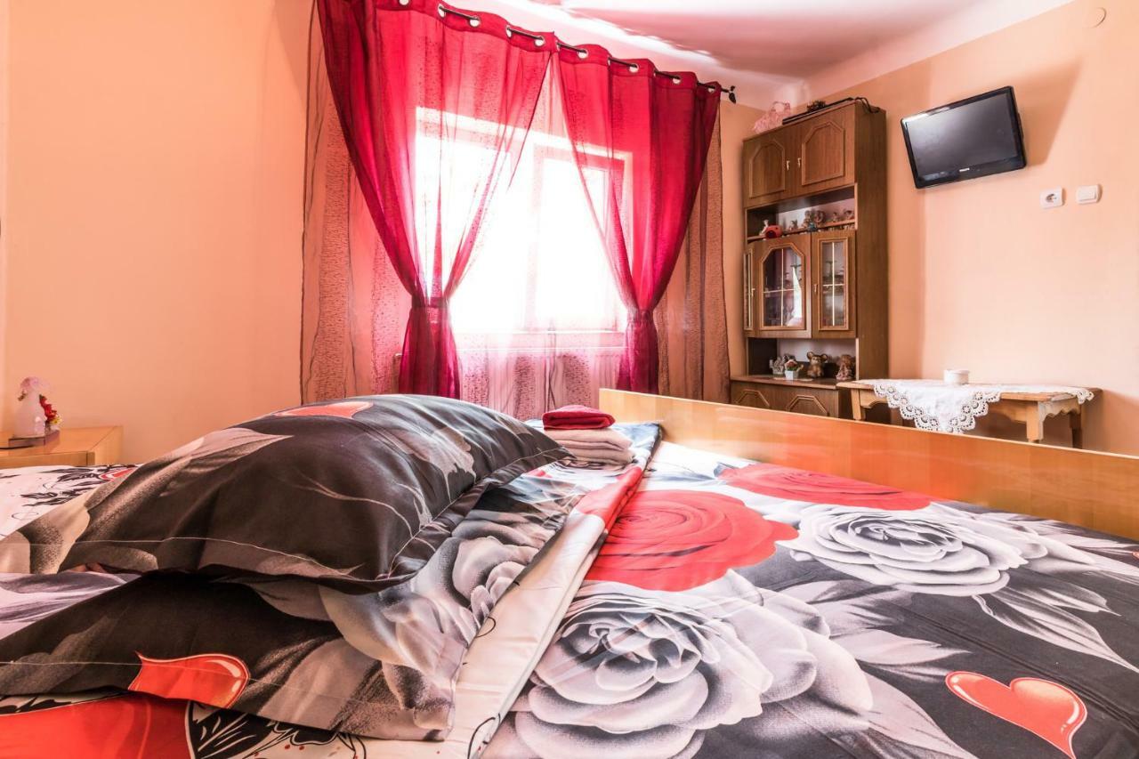 Casa De Vacanta Marya Baia de Fier Eksteriør bilde